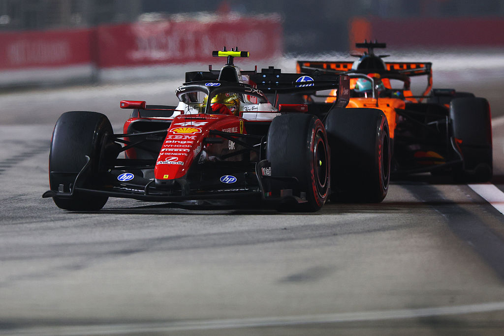 Hamilton apologizes to Ferrari for strategy call