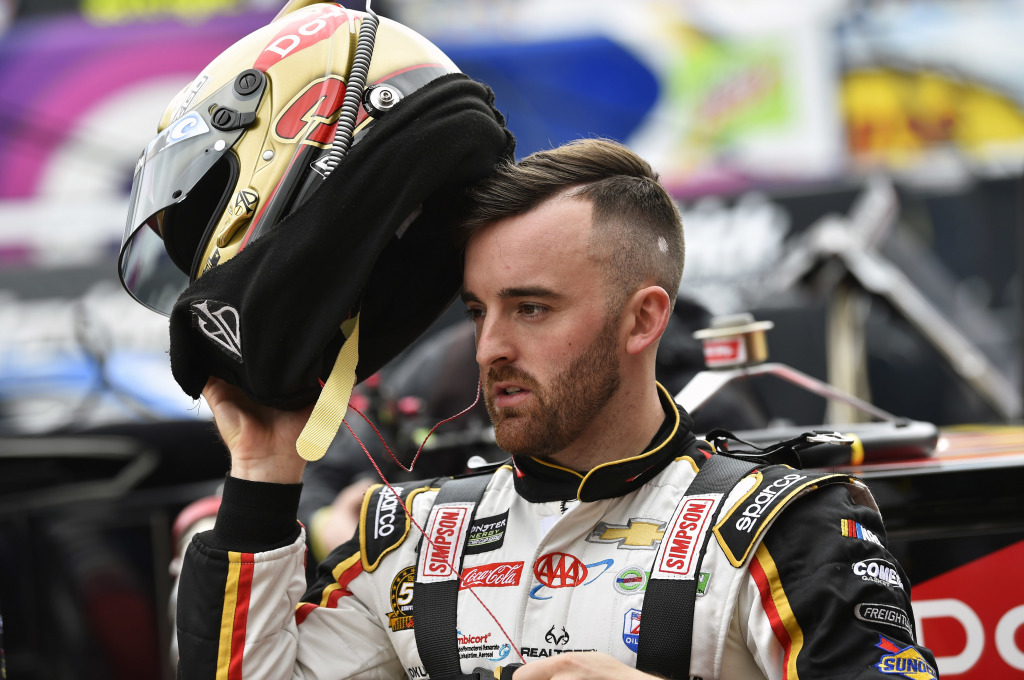Drafting aplenty in first Vegas Cup practice