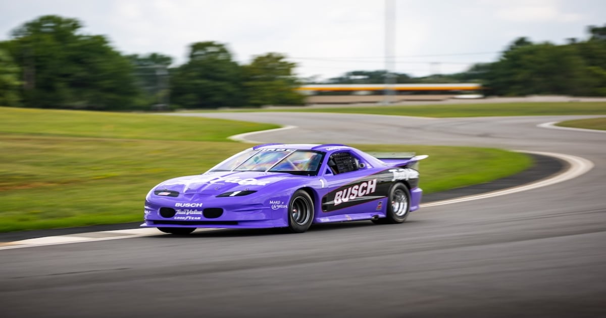 Jeff Gordon, Kurt Busch join IROC line-up at Heritage Invitational