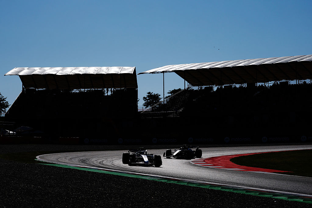 Lapping the Circuit de Barcelona-Catalunya with Carlos Sainz