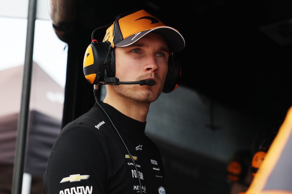 Arrow McLaren clears Lundgaard to sign a new contract elsewhere for 2027