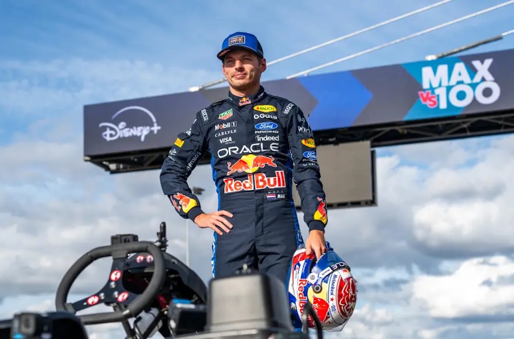 Verstappen passes 100 amateur karters in 14 laps in exhibition race