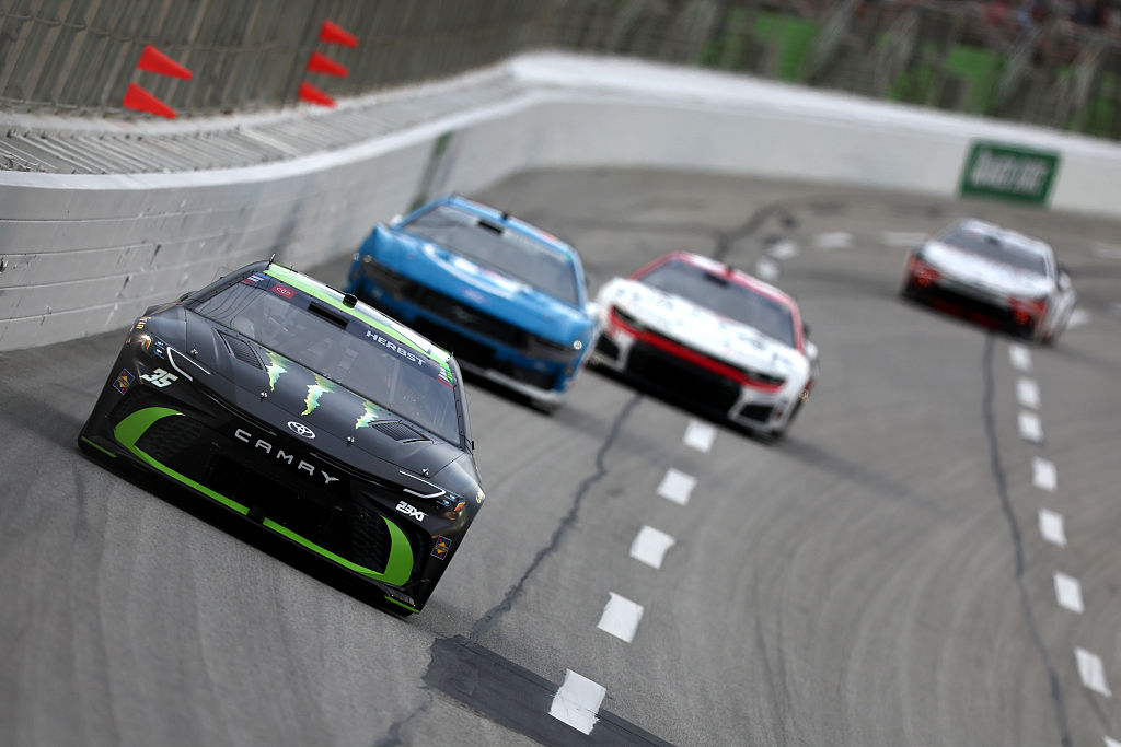 No Roval, no problem for Herbst as Charlotte comes around