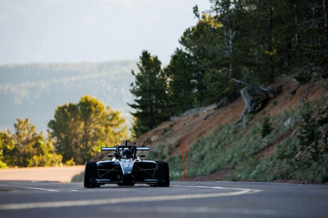 Novembre tops Pikes Peak qualifiers