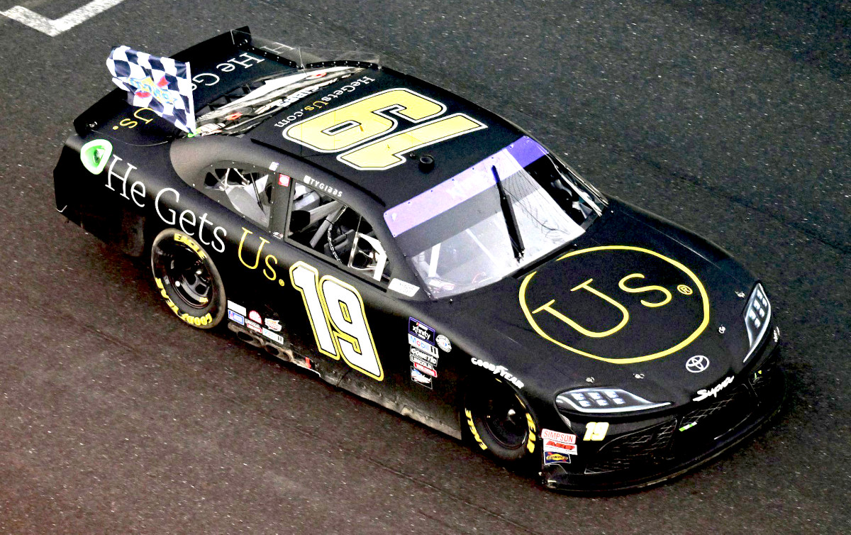 Gibbs takes commanding Xfinity victory at IMS road course