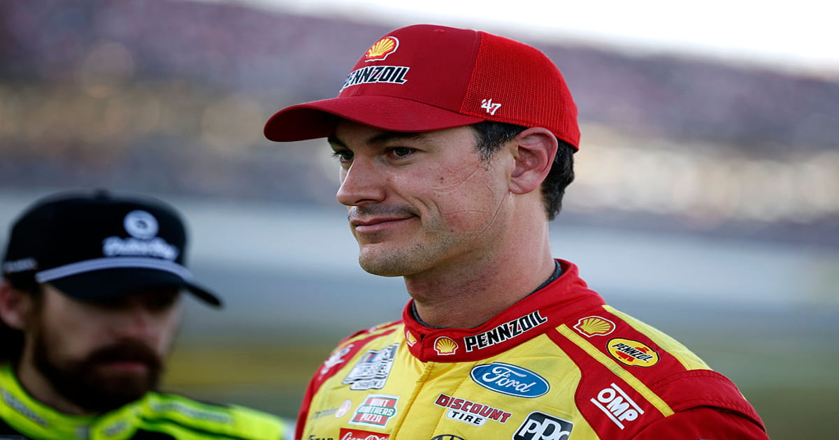 Penske drivers expect 'crazy' battle for final championship spots at ...