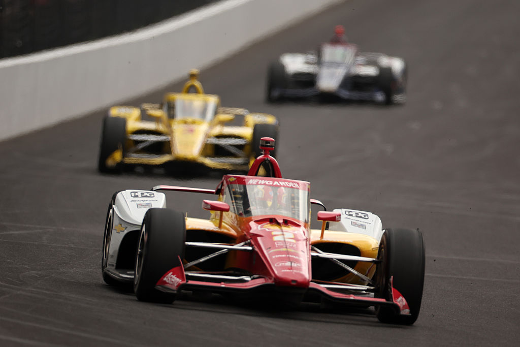 Newgarden’s Indy 500 charge ends with restart crash