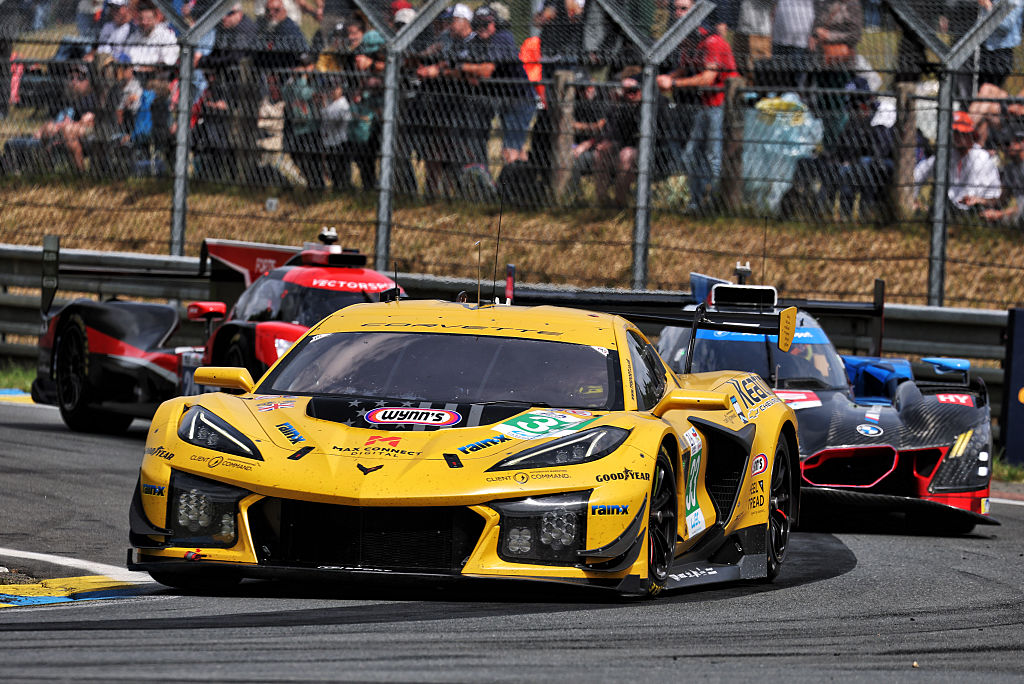 LM24 Hour 22: Fights to the finish shaping up