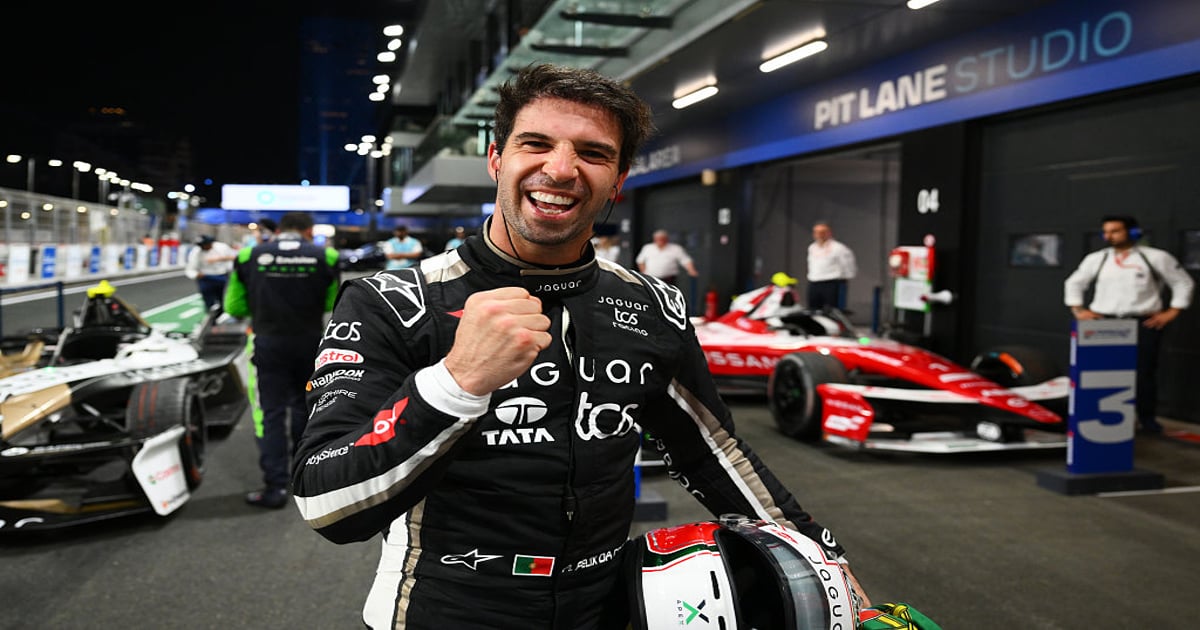 Jaguar’s da Costa plays tactics to perfection to win Jeddah E-Prix Race ...
