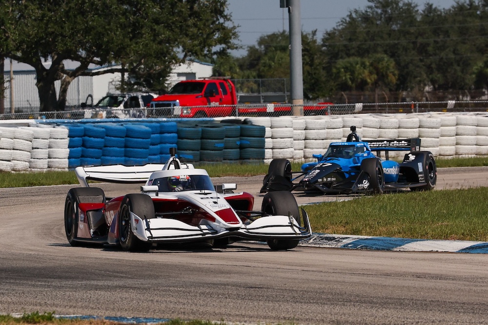 IndyCar's IR28 gets an inpromptu taste of running in traffic as testing continues at Sebring