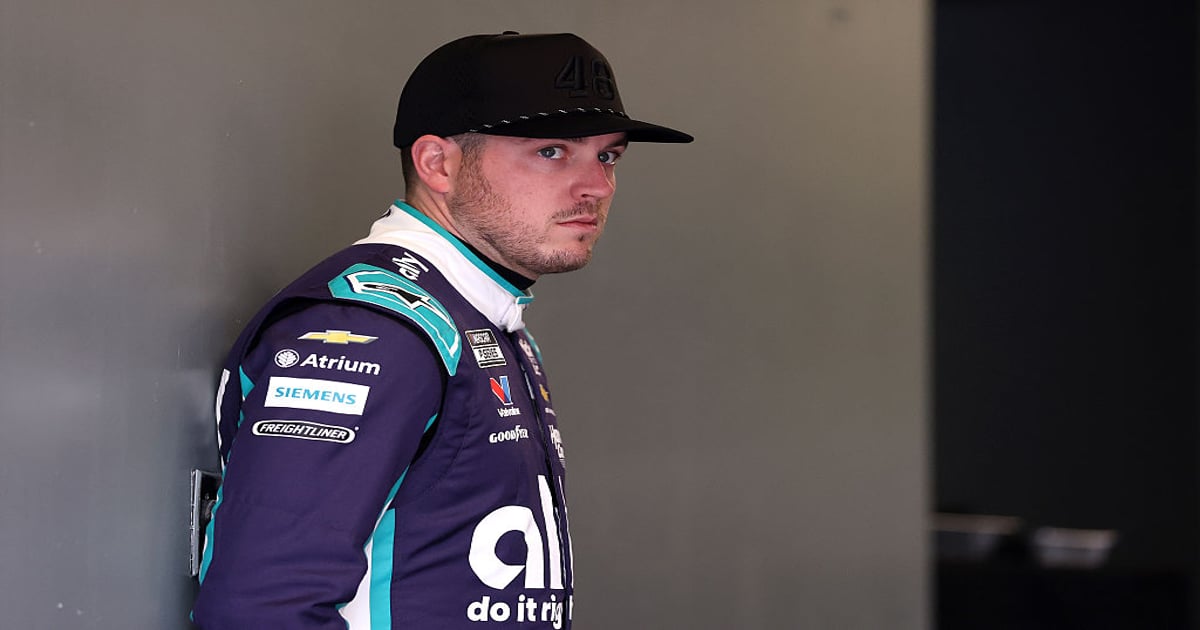 Bowman to sit out Phoenix after vertigo diagnosis | RACER