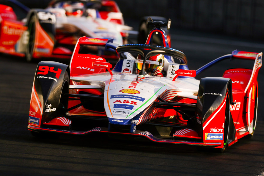 Wehrlein takes Mexico City pole