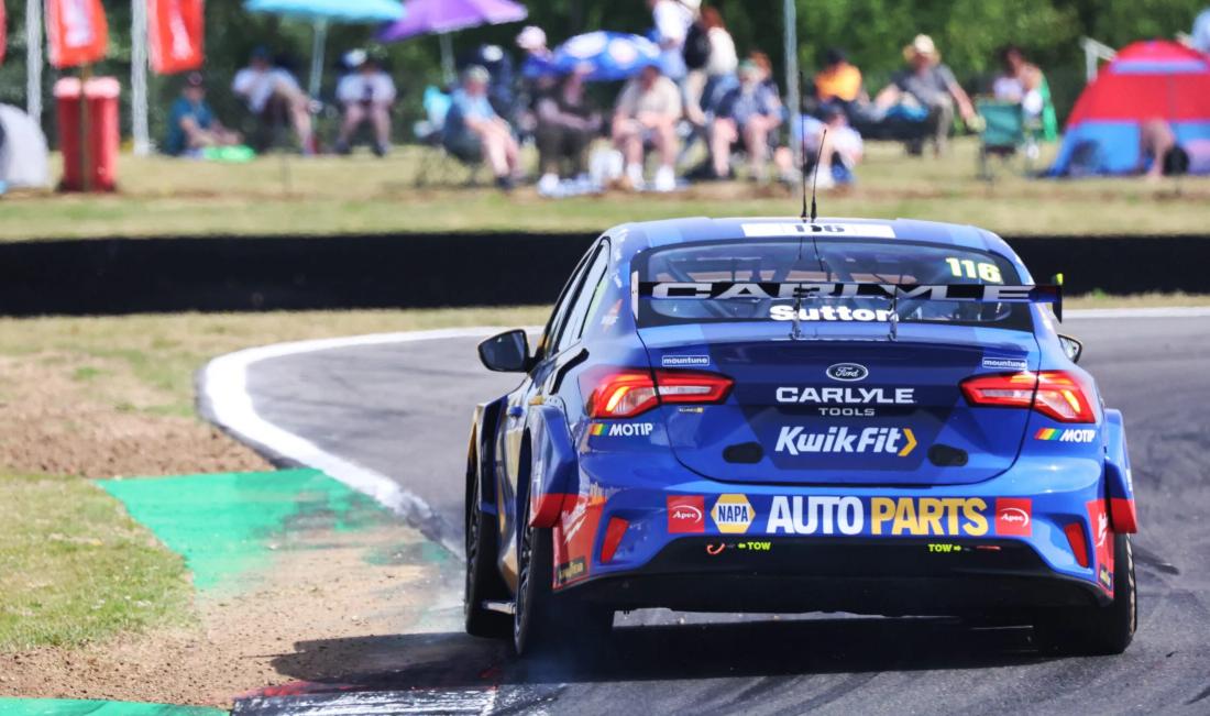 Sutton extends BTCC title lead with another big day at Snetterton