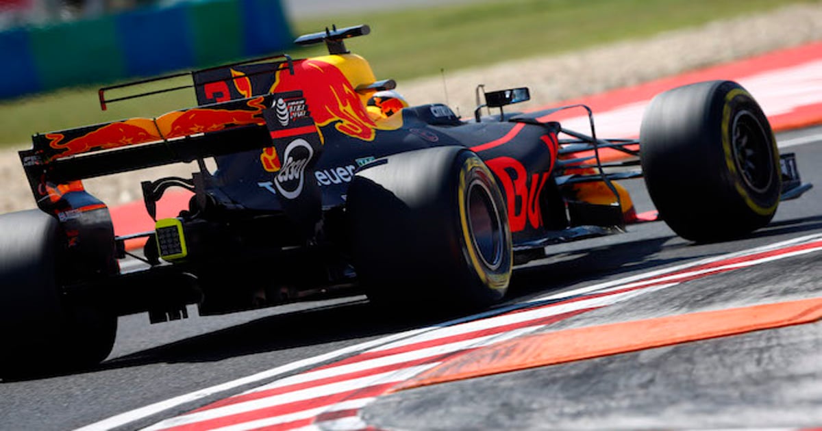 F1 at a crossroads over engine technology - Horner | RACER