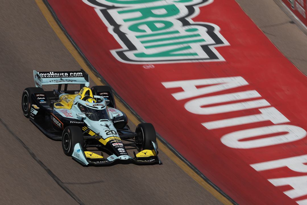 Rossi leads morning session on Day 2 of IndyCar testing at Phoenix