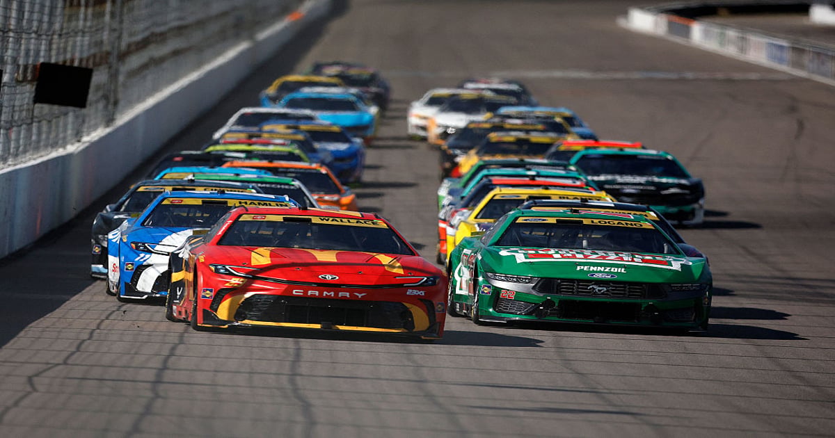 Wallace content with top-10 run at WWTR despite restart issue | RACER