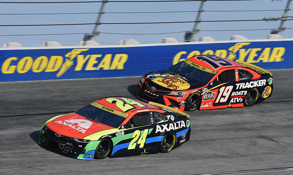 Byron, Truex will start from rear after failing pre-race inspection