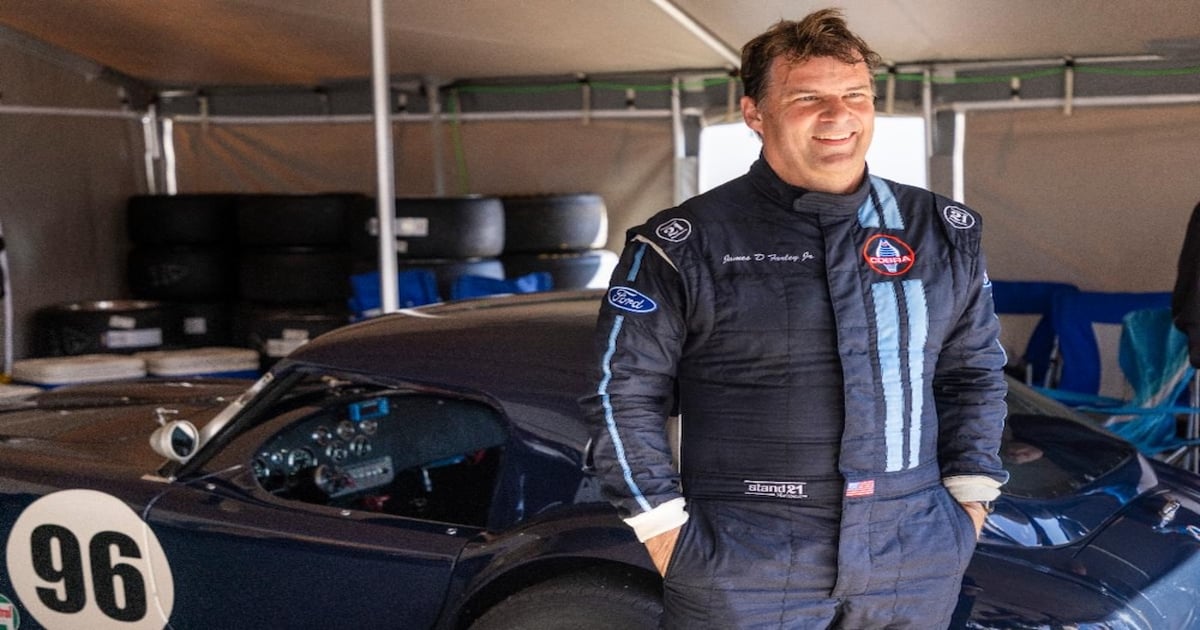Verwunderlich Jim Farley Ford Fotos