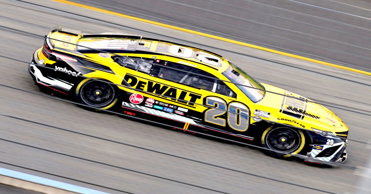 Bell scoots to second playoff pole in a row at Kansas | RACER