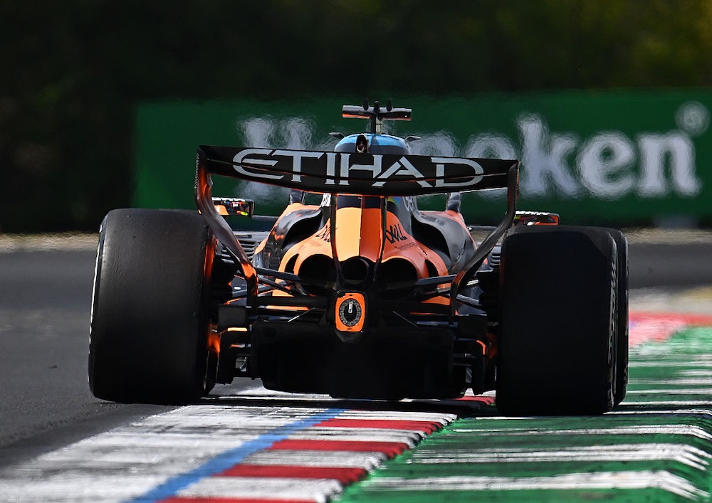 With the F1 title out of reach, Piastri's finding freedom to experiment