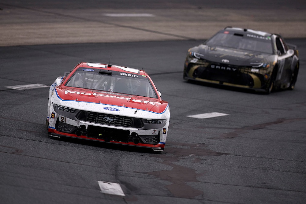 Berry settles for third after slow final stop in New Hampshire