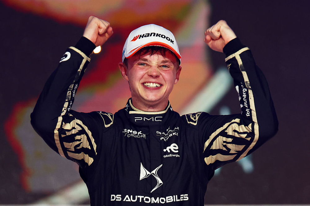Fortescue Zero locks in Barnard for first Formula E campaign