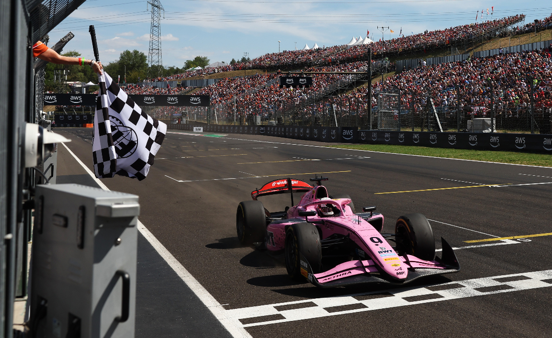 Minì flawless in Hungarian F2 Sprint victory