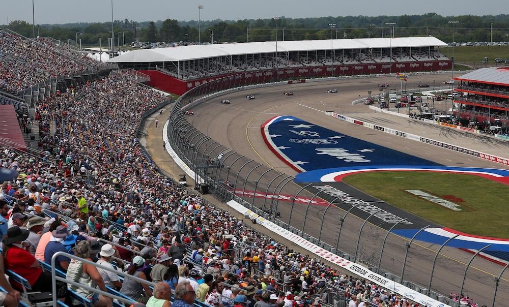 Instone Raceway Iowa was a reminder of why IndyCar needs more bullrings | RACER