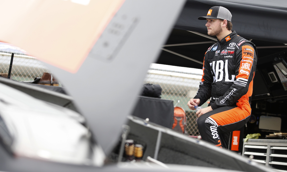 Front Row Motorsports adds Truck program for Gilliland