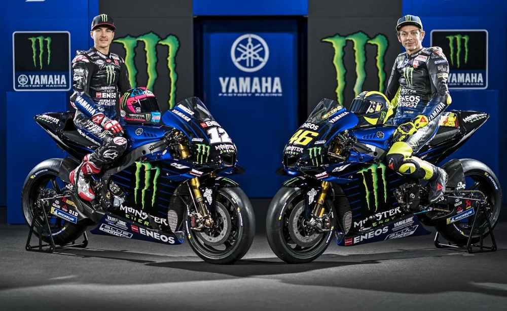 ヤマハ デサント モンスターエナジー モトGP Yamaha reveals Monster Energy-backed MotoGP bikes for Rossi