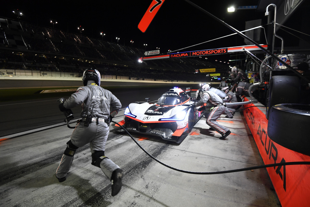 Racing on TV, Jan 23-26