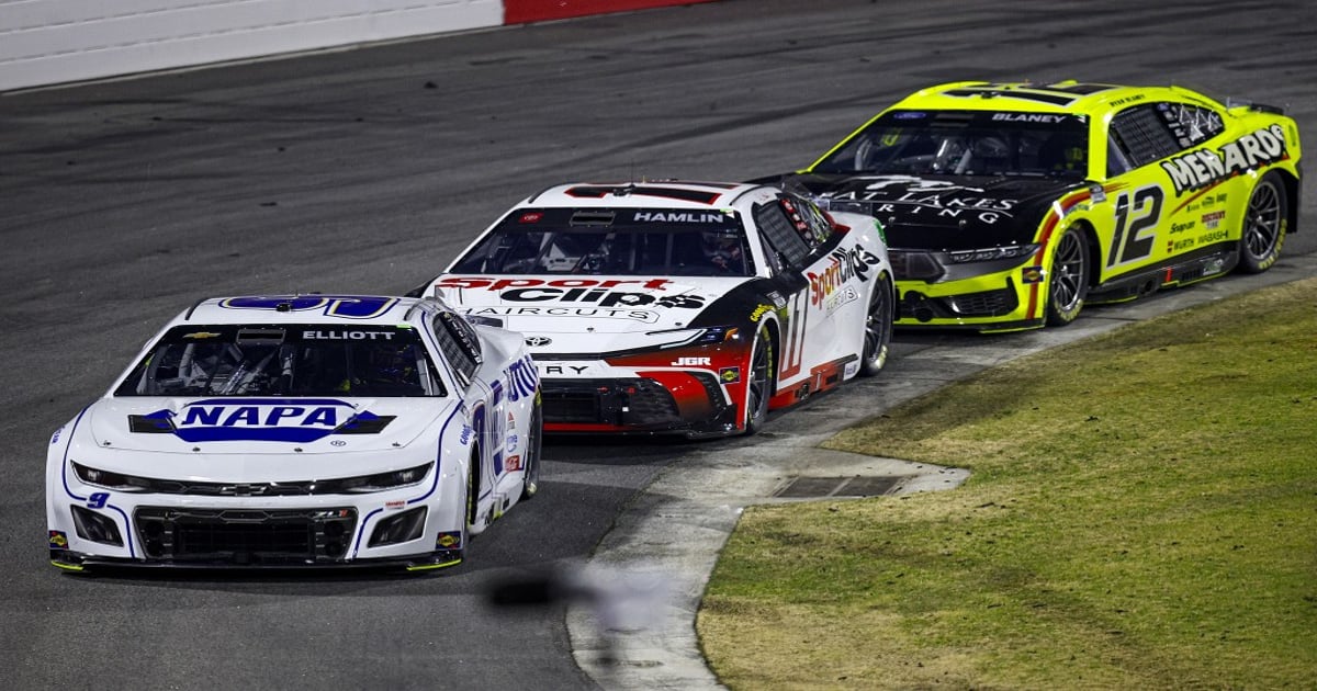 Elliott wins Clash at Bowman Gray | RACER