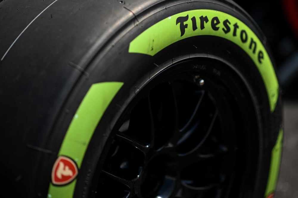 IndyCar to mandate two stints on alternate tires for street races