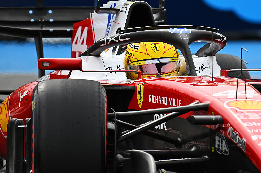 Hamilton hopes rain levels playing field, but warns wet tires 'don't work'
