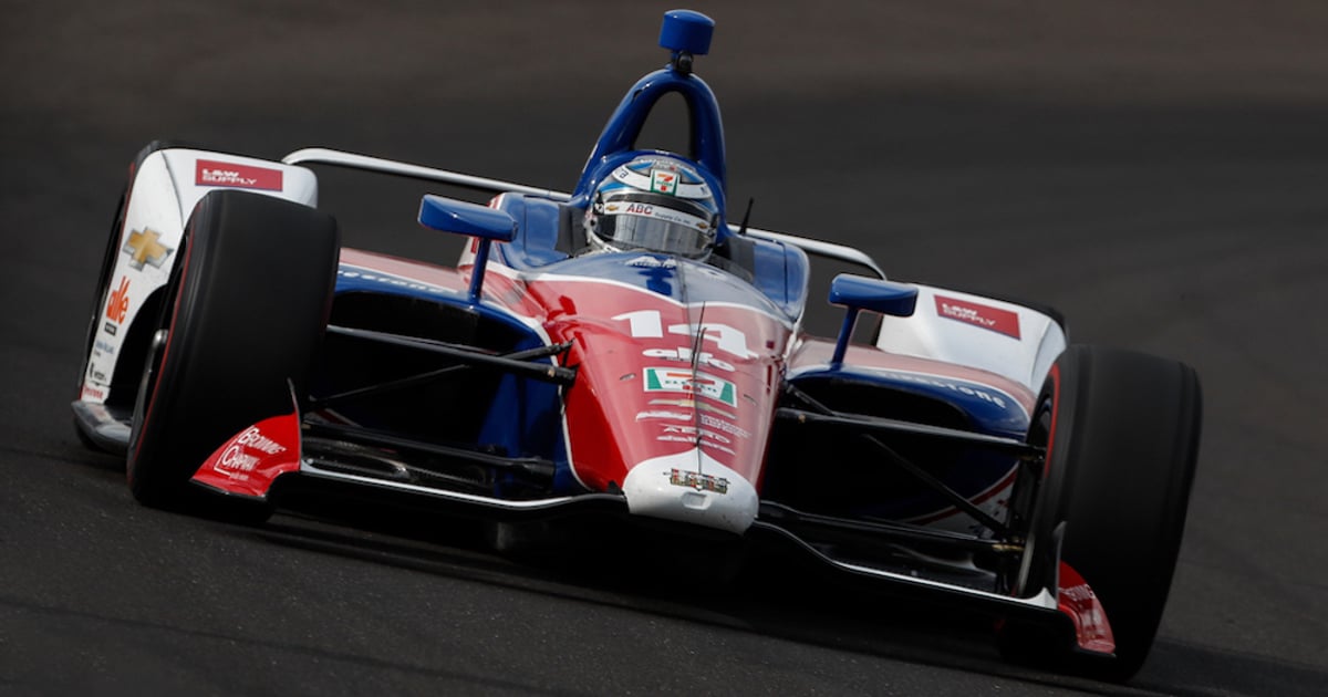 Kanaan leads Carb Day practice | RACER