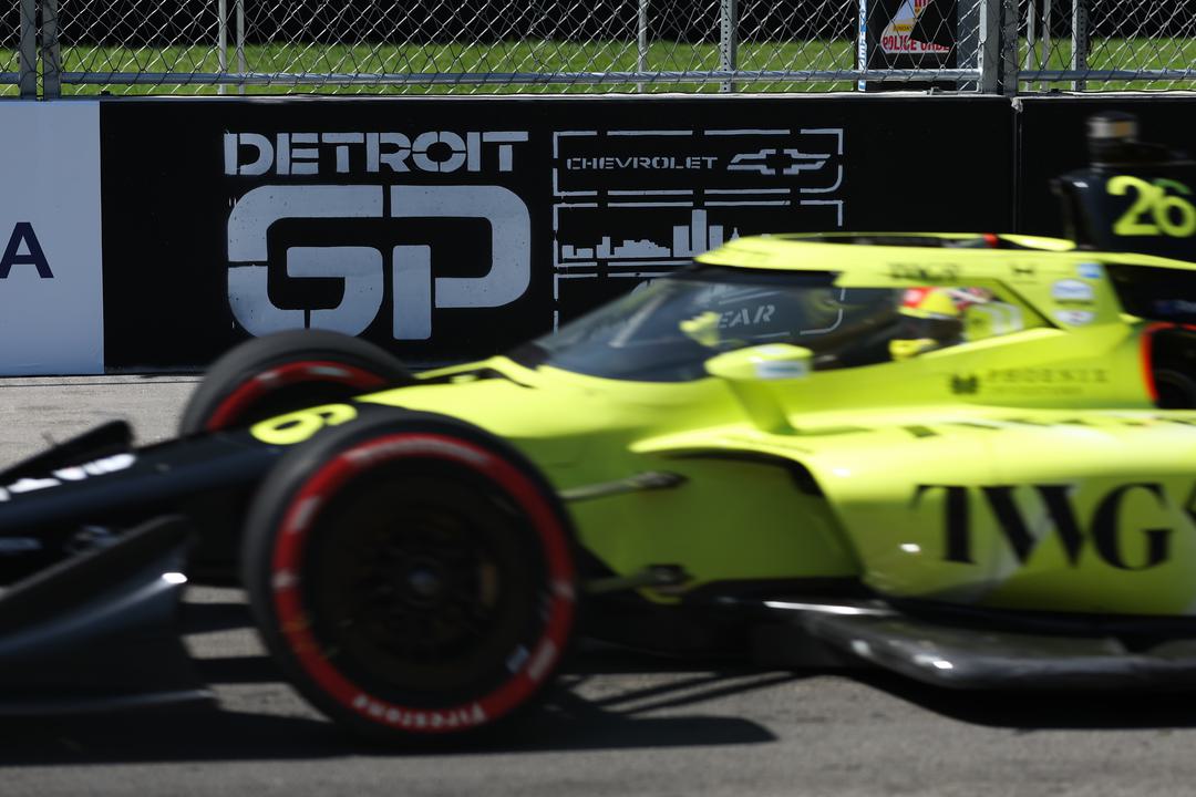 Head-scratching tire wear day for IndyCar teams in Detroit