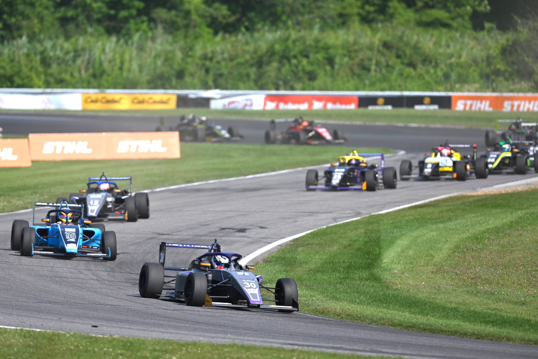 Pasiewicz, Kennedy share Lime Rock USF Juniors honors