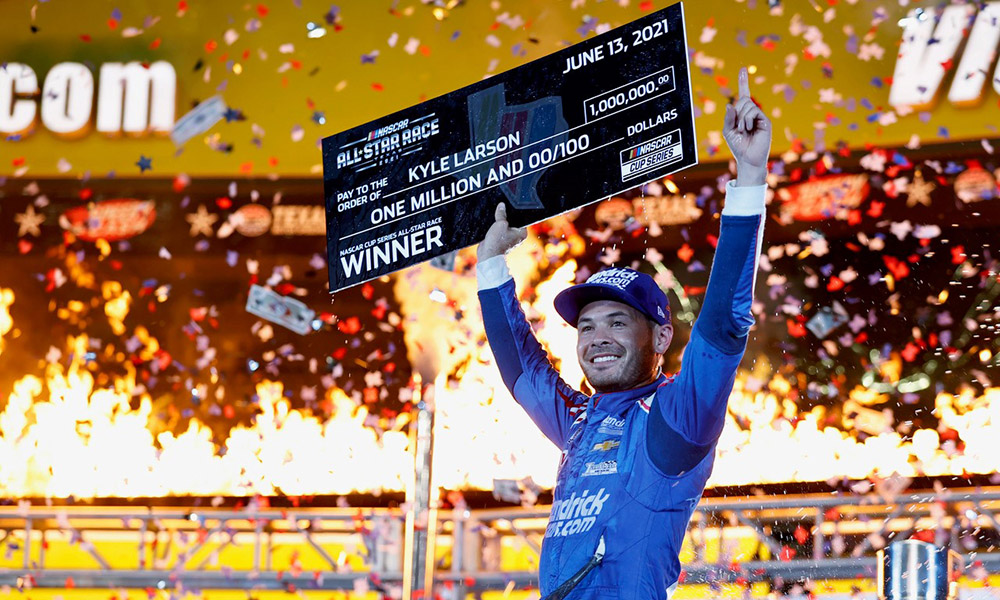 Larson surges to All-Star Race victory in Texas