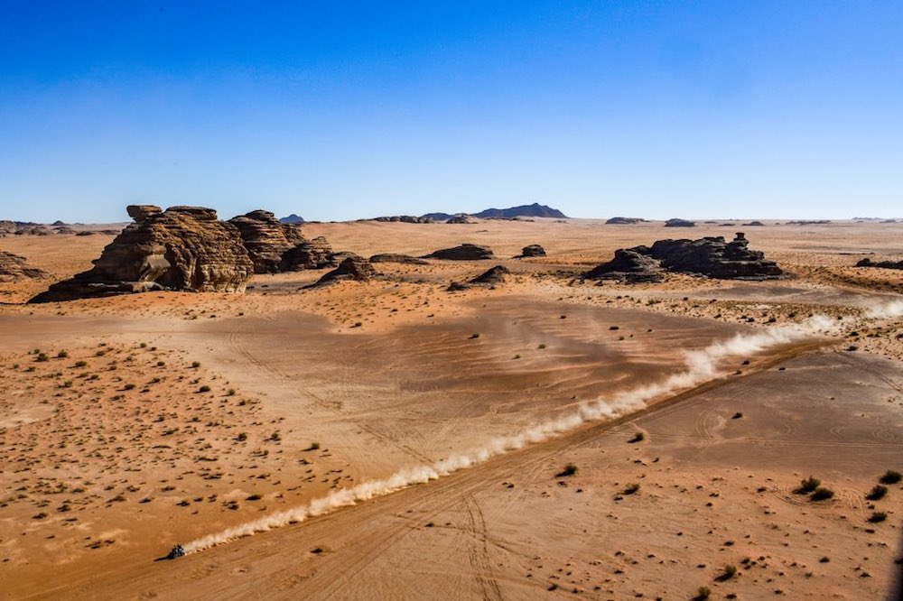 Dakar Stage 3: Striking scenery and a new leader in Neom