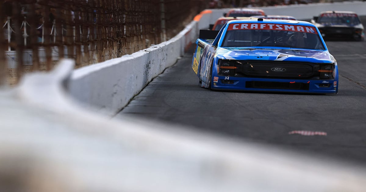 Riggs dominates Truck Series race at Lucas Oil Indianapolis Raceway ...