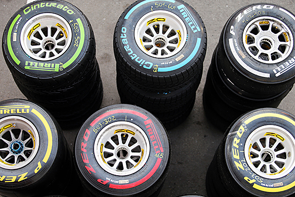 F1: Pirelli reveals first 2015 tire choices