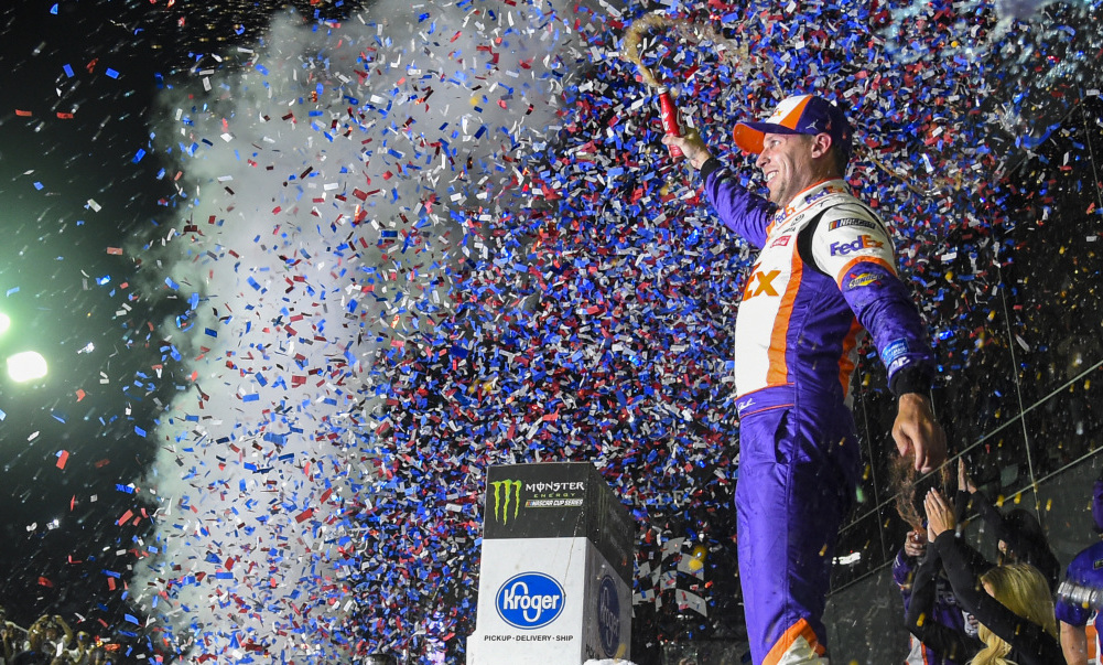 Hamlin repeats unique feat with new crew chief Gabehart