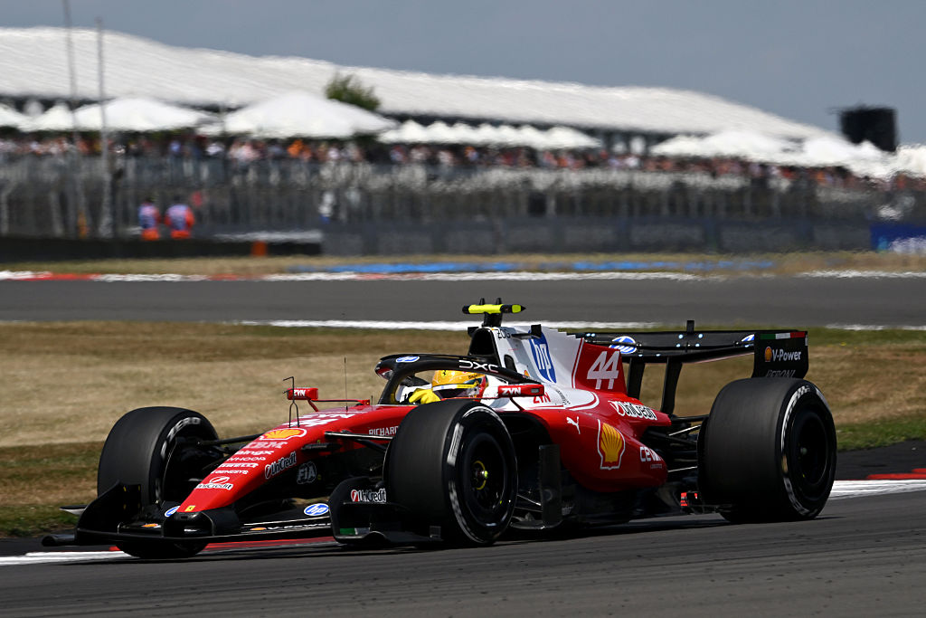 Hamilton holds off Antonelli for Silverstone Sprint pole