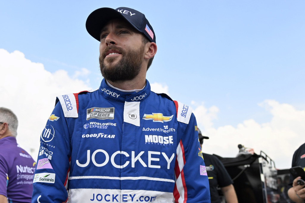 Chastain still gunning for wins to stay in Playoff contention