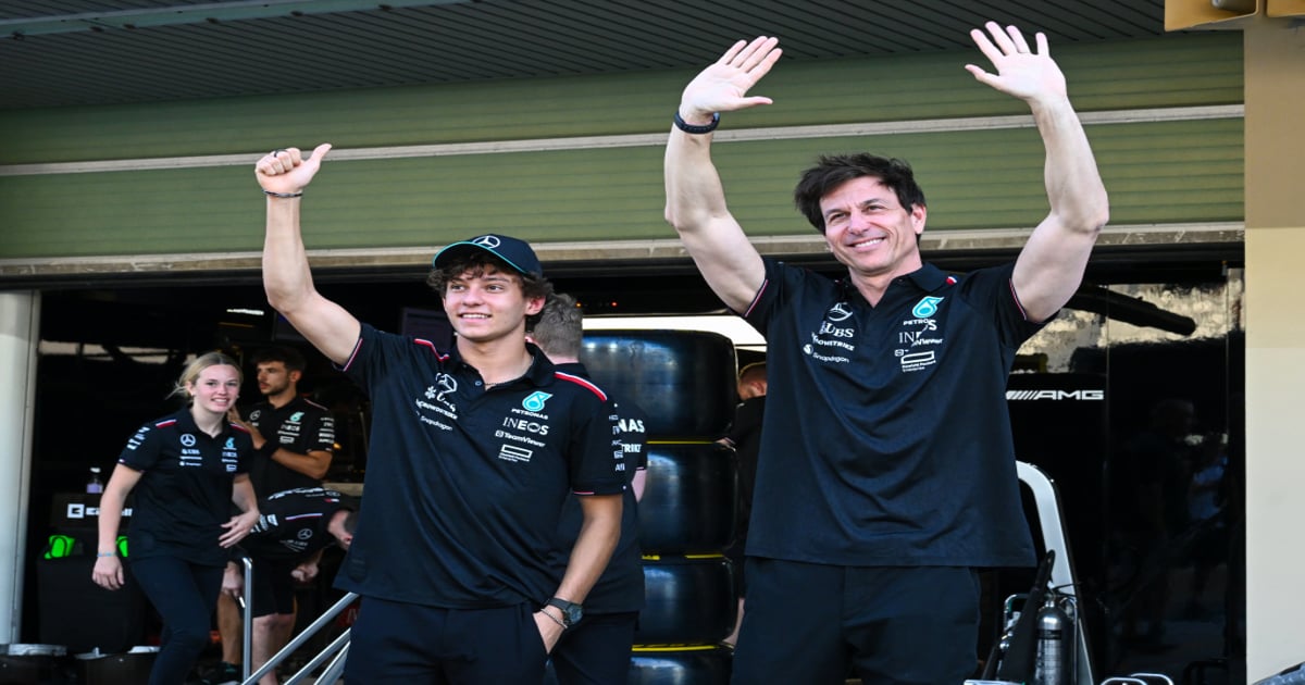 Wolff says Mercedes ‘re-inventing’ its F1 team for a new era | RACER