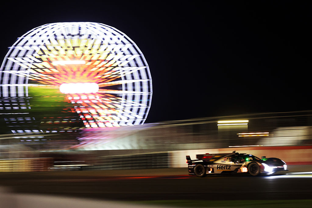 LM24, Hour 10: No.12 Cadillac slips into the lead
