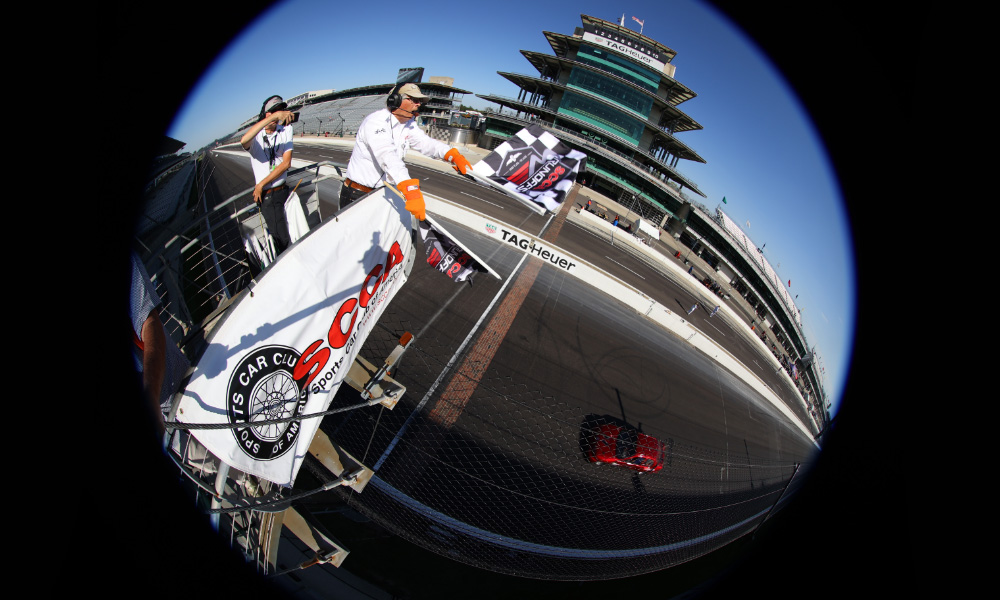 RUNOFFS: Twomey twists to GTL championship at Indy