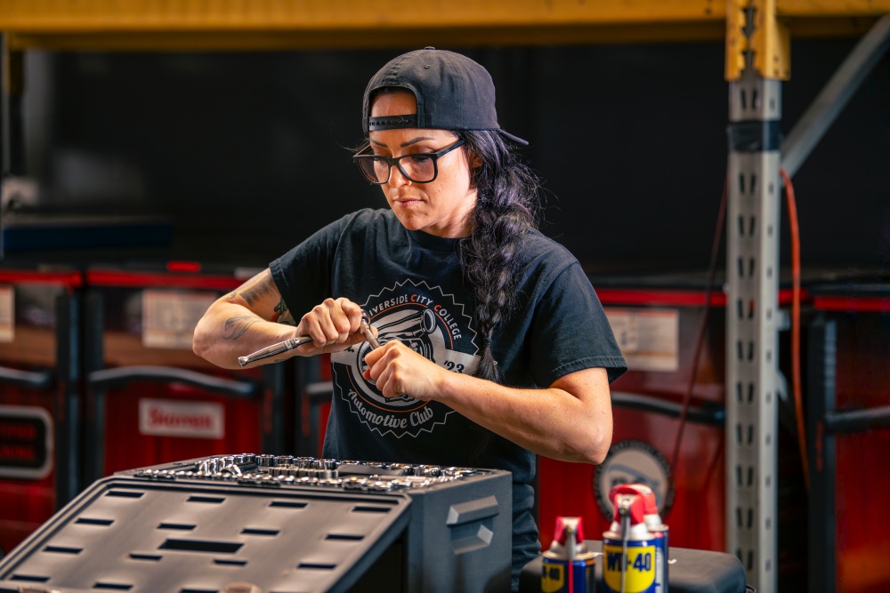 FIX IT: A new show that makes learning to work on cars less intimidating