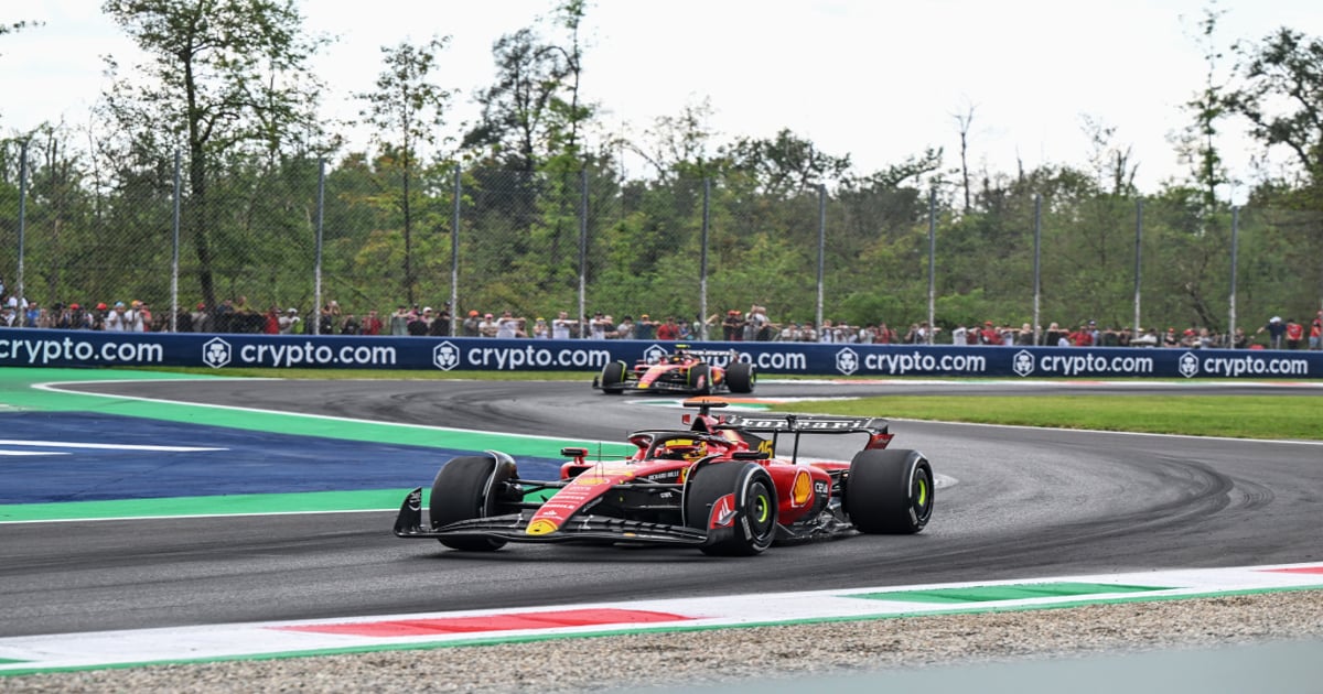 Sainz leads second Italian GP practice after Perez crashes | RACER