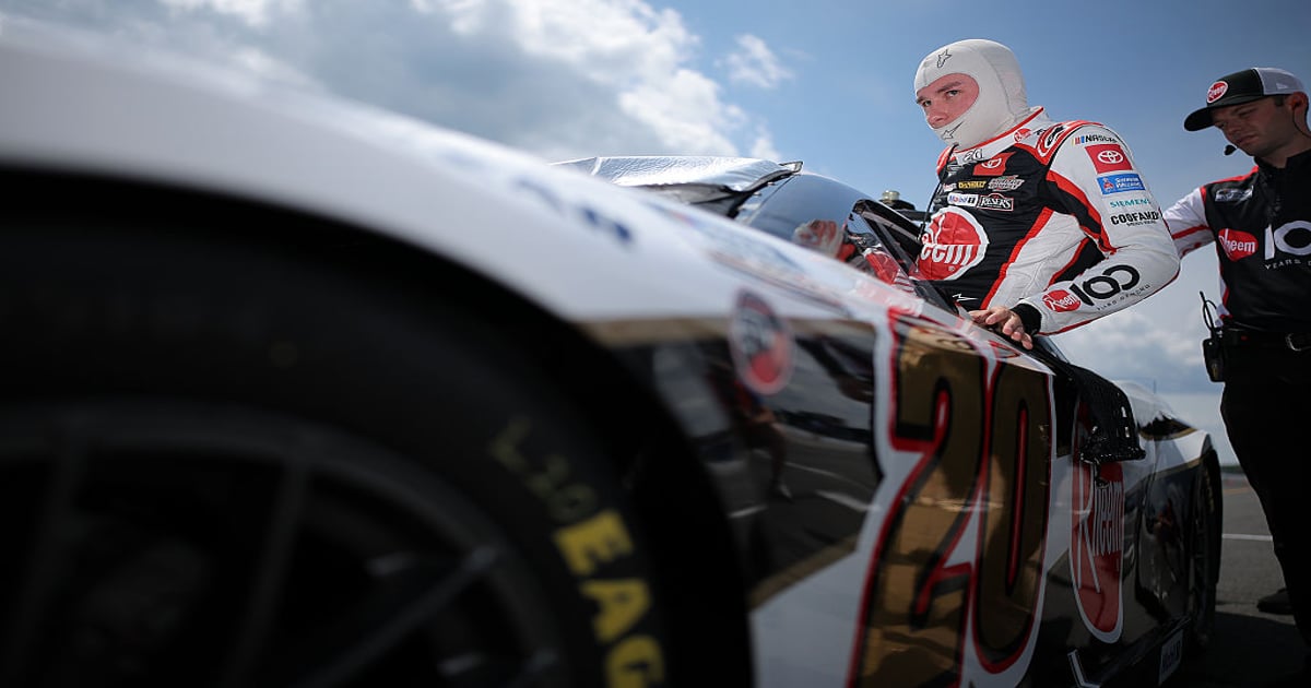 Bell working with third spotter in a month at Atlanta | RACER